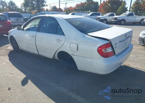 2003 Toyota Camry Le z USA, uszkodzony, nr VIN 4T1BE30K03U258251